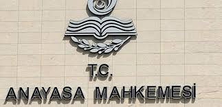 Anayasa Mahkemesi ‘nin Memur Emekliliğinde 30 Yıl Sınırı İle İlgili Kararı